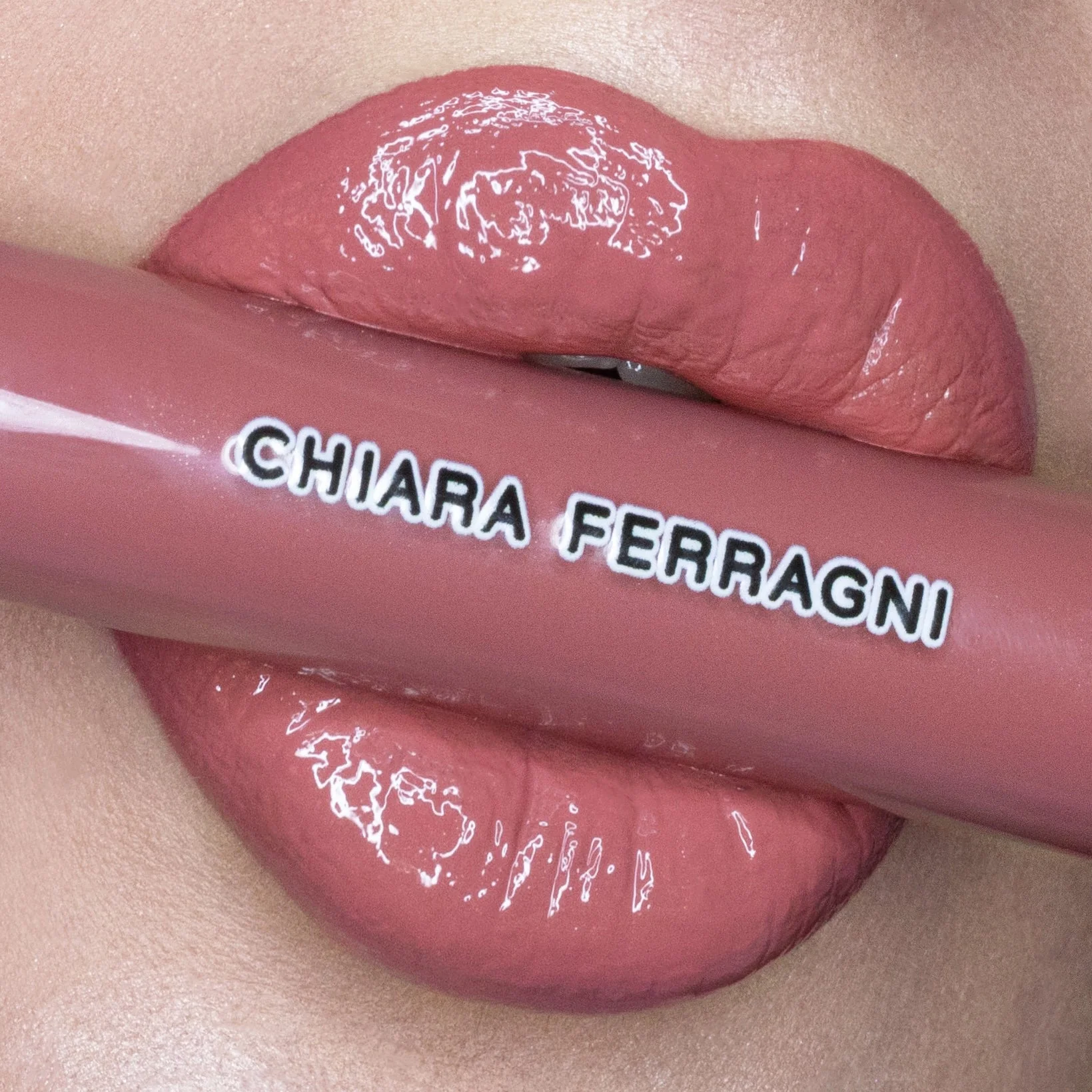 GLOSS - GLOSSY TEMPTATION 02 - Image 3