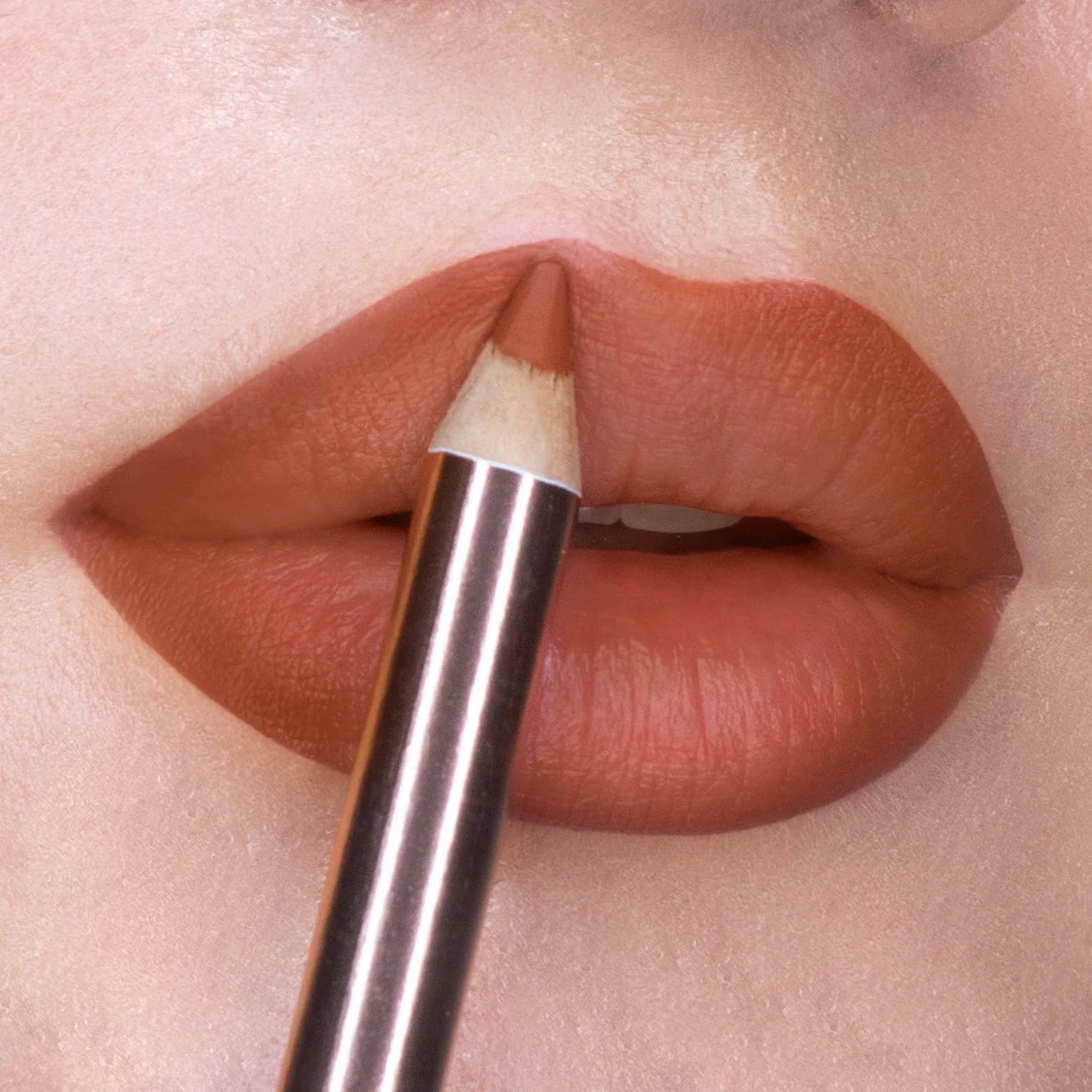 LIP LINER - KISS MARKER 08 - Image 3