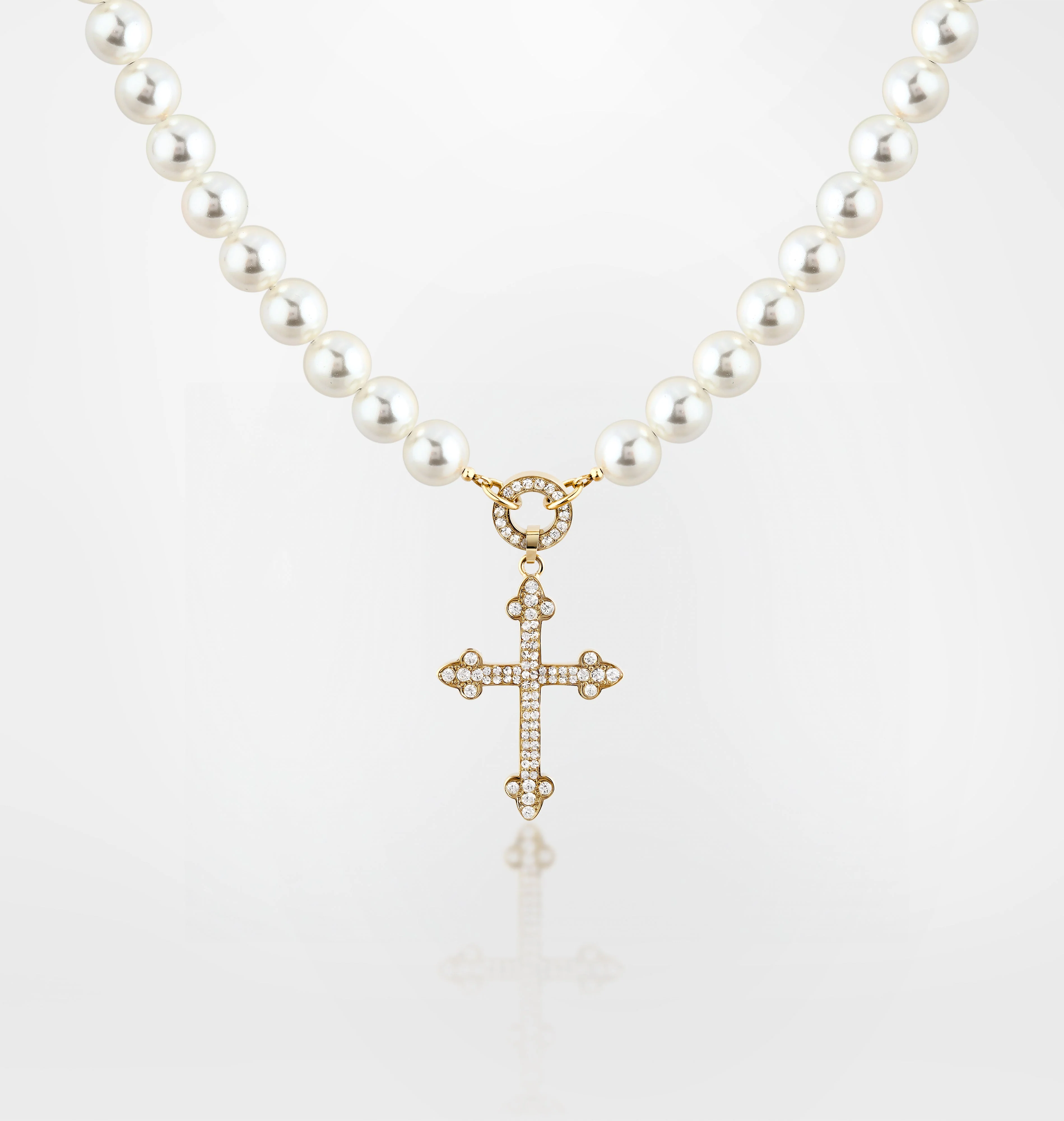 PEARL NECKLACE WITH GOTHIC CROSS PENDANT